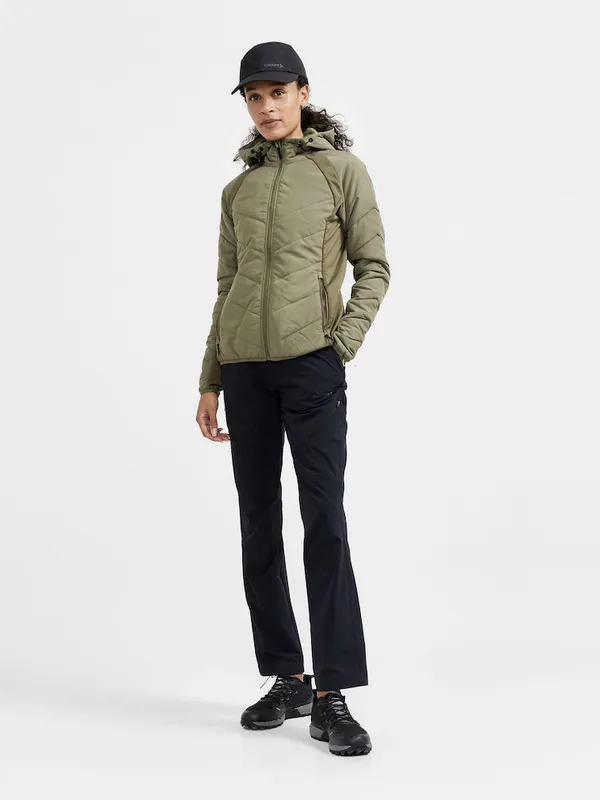 1911001-664000_ADV  Explore Hybrid Jacket W_Closeup6.jpg